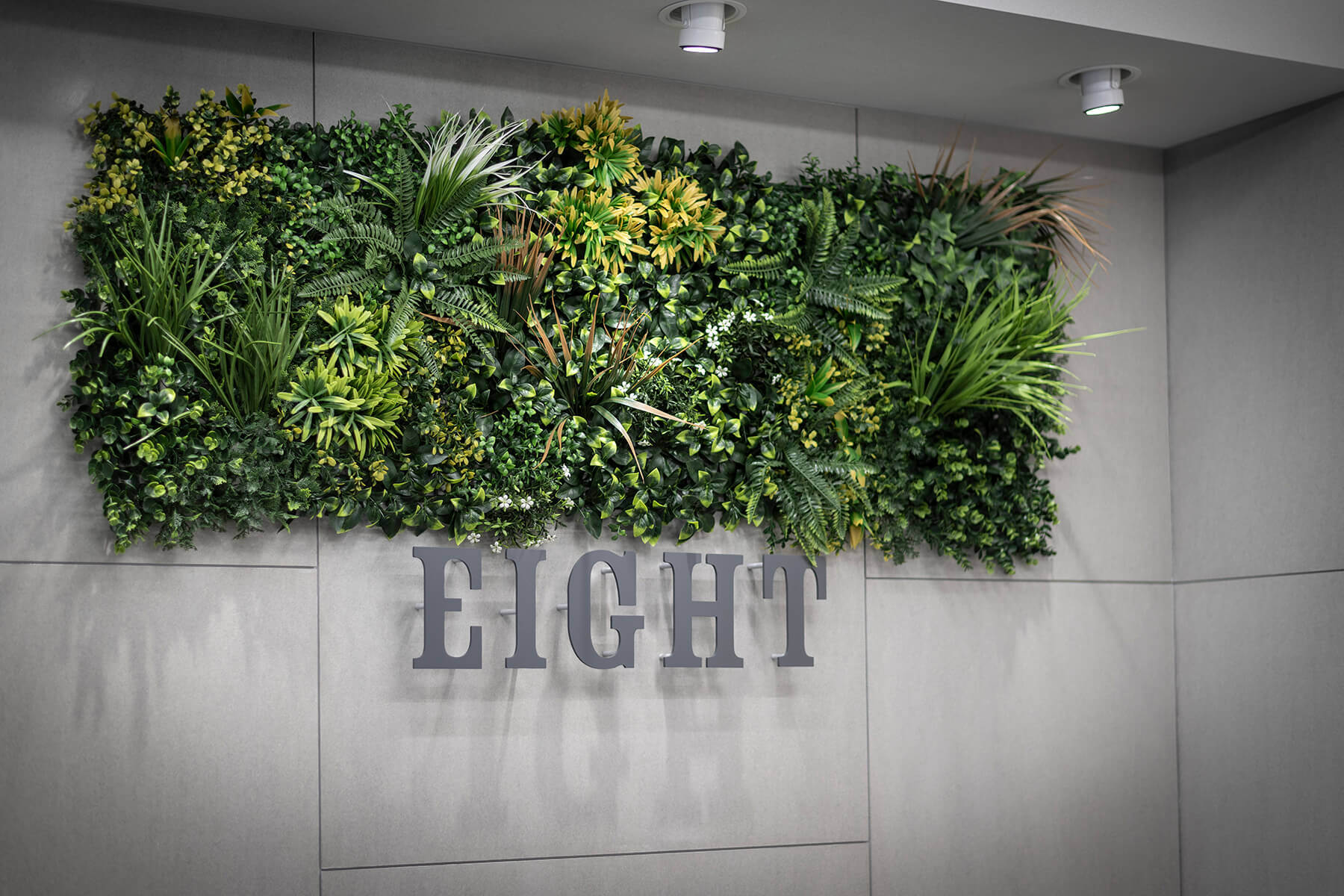EIGHT sol 博多筑紫口店／Fukuoka