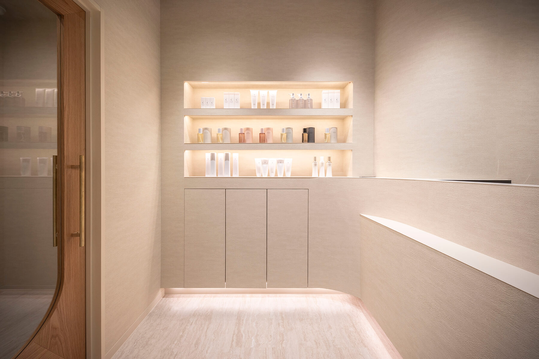 Eleanor 四条烏丸店／Kyoto
