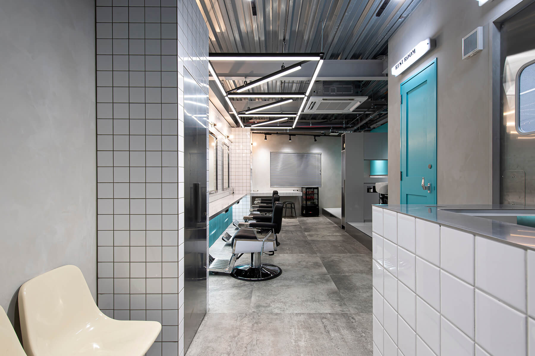 EIGHT MEN 北千住／Tokyo