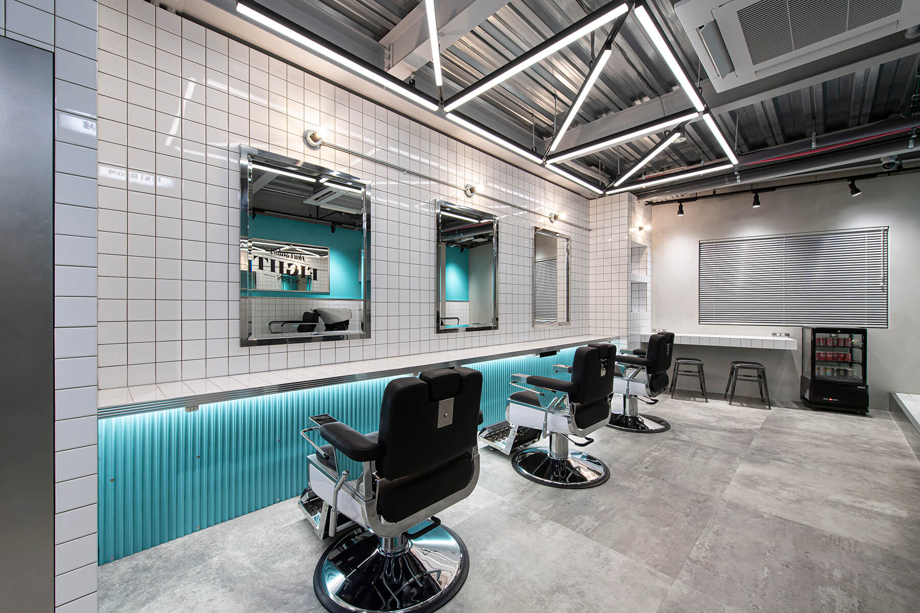 EIGHT MEN 北千住／Tokyo