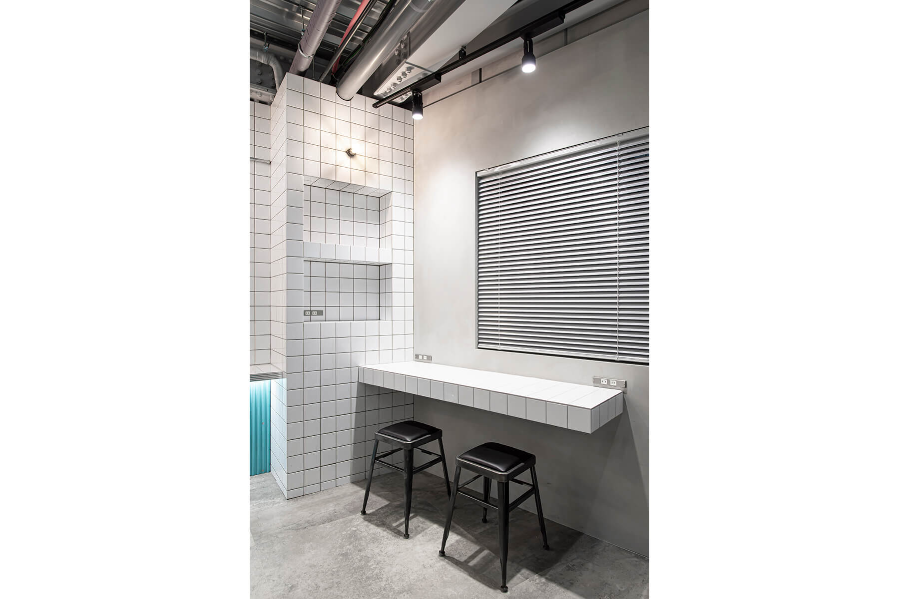 EIGHT MEN 北千住／Tokyo