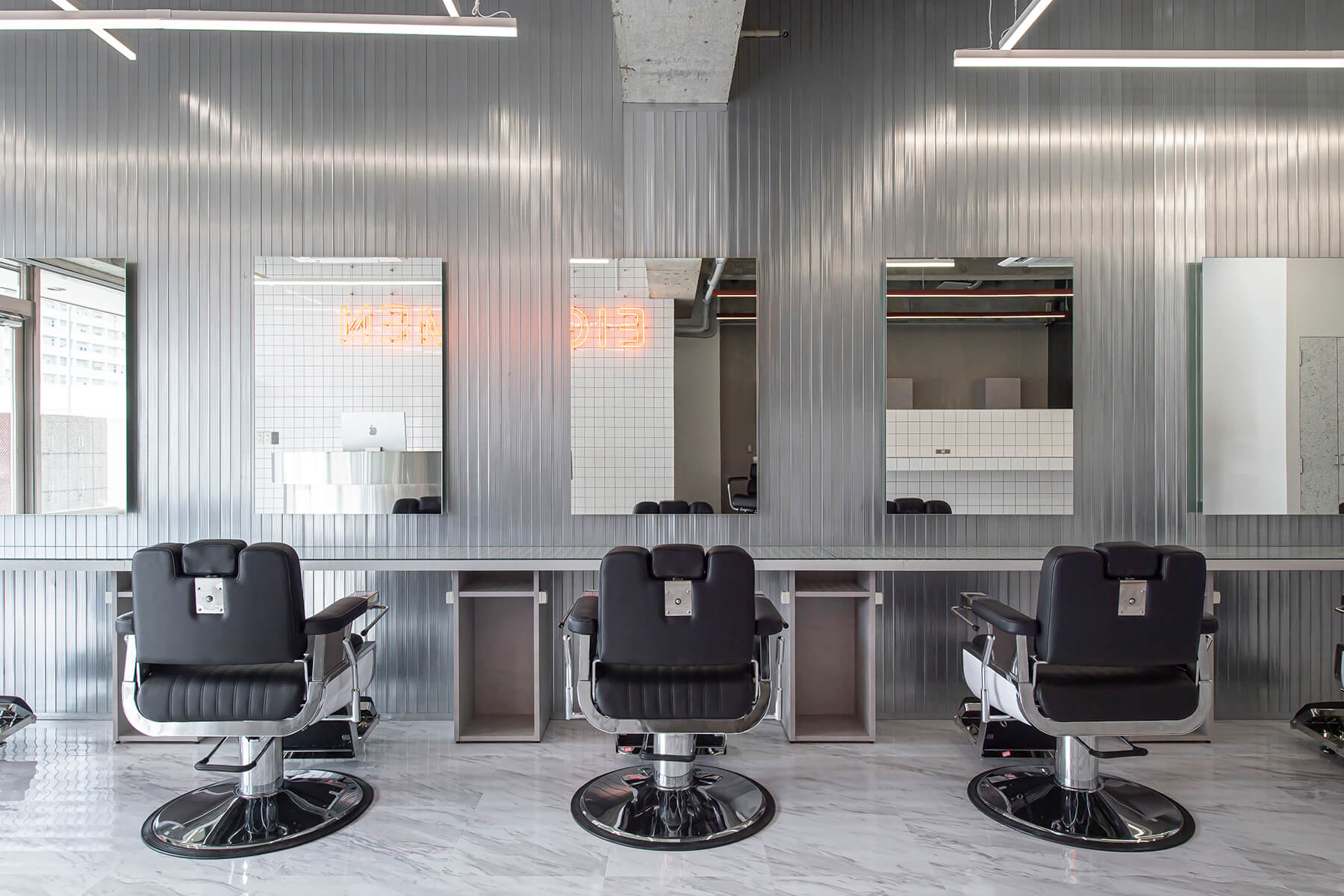 EIGHT MEN 那覇新都心／Okinawa