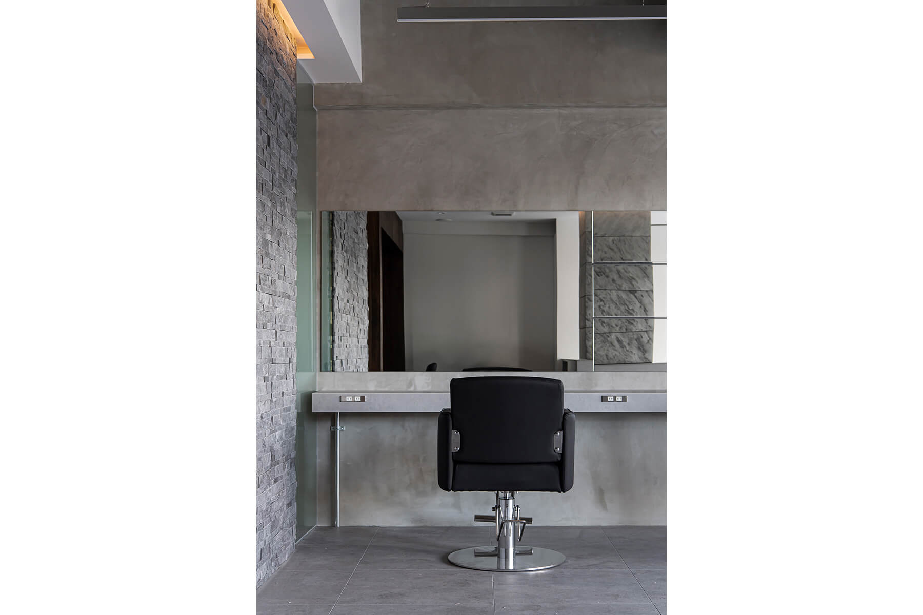 Roots hair design／Tokyo