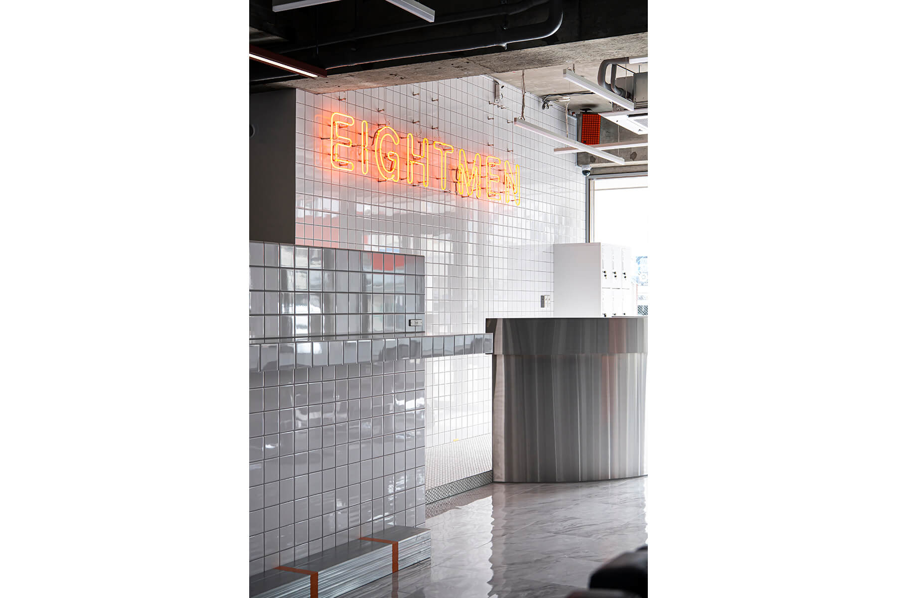 EIGHT MEN 那覇新都心／Okinawa