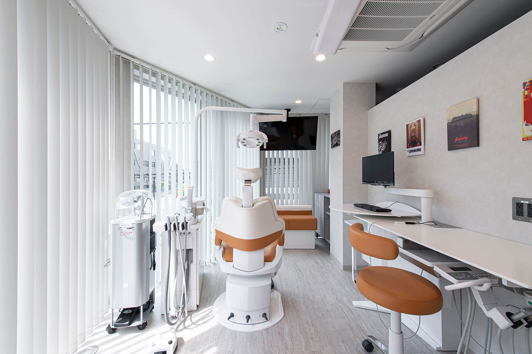 SHINING DENTAL CLINIC／Tokyo